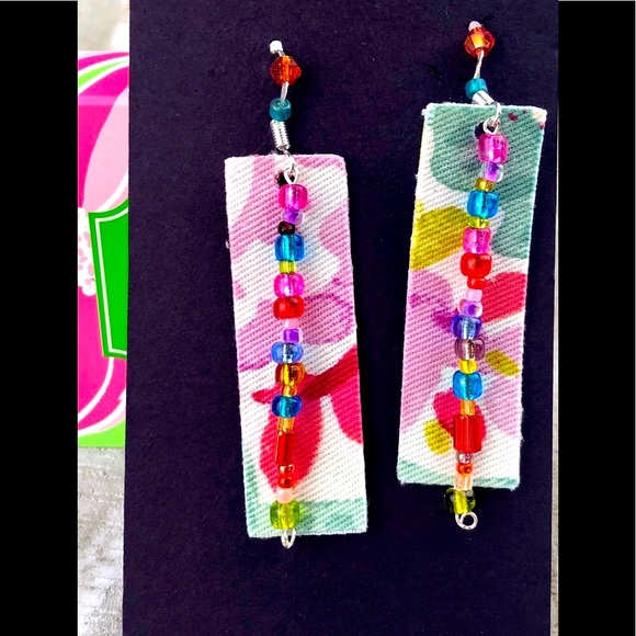 NWT Earrings Glass Beaded, Fabric, Dangle Earrings - Picture 4 of 6
